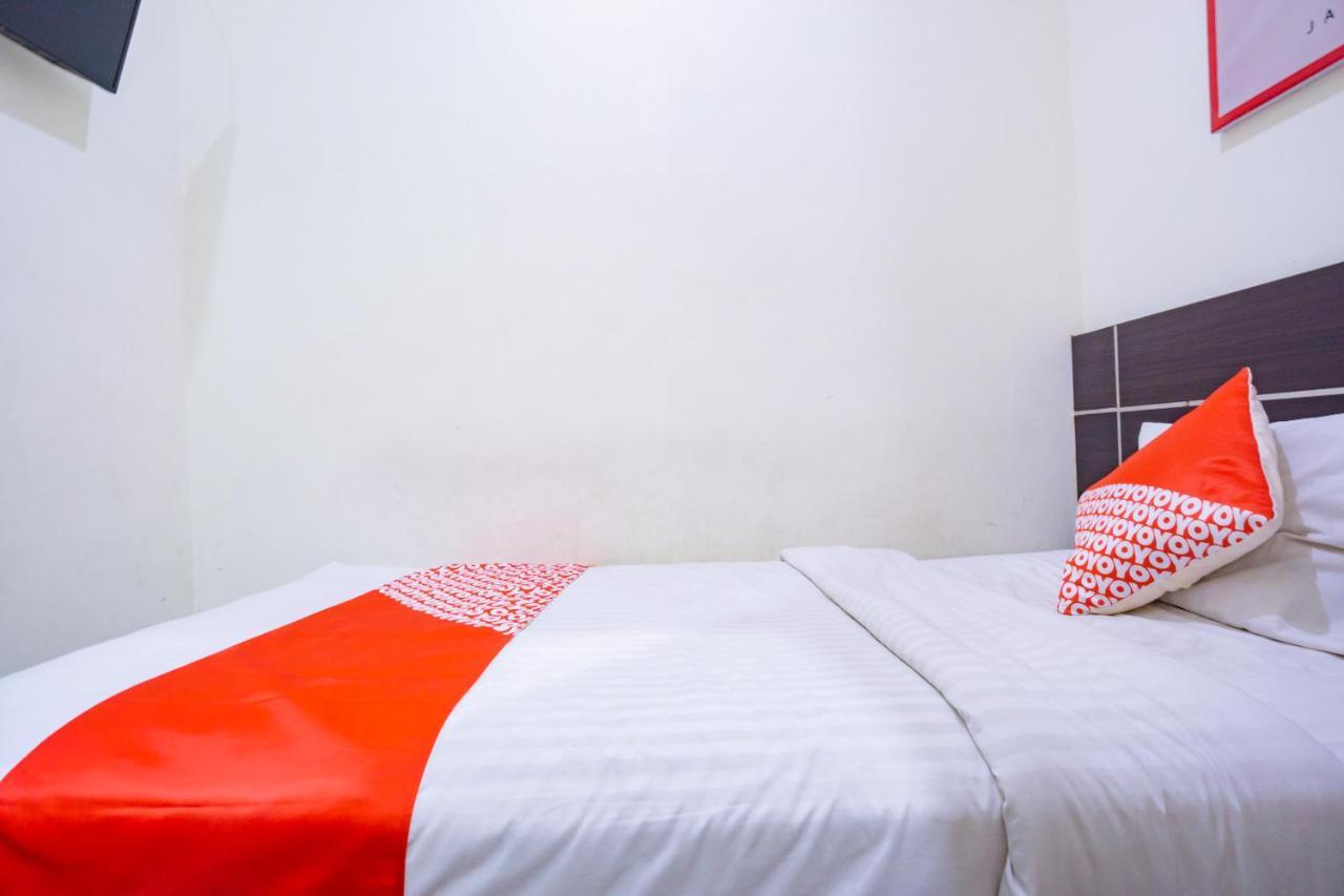 Oyo 2357 Syariah Grand Raudhah Hotel Jakarta Buitenkant foto