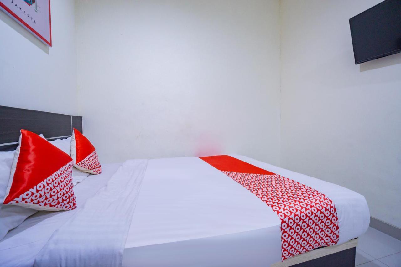 Oyo 2357 Syariah Grand Raudhah Hotel Jakarta Buitenkant foto