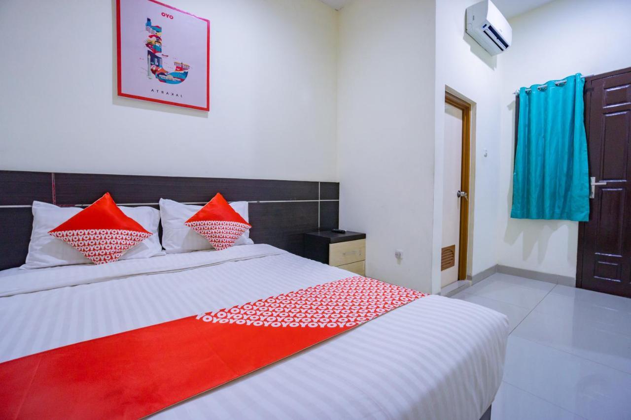 Oyo 2357 Syariah Grand Raudhah Hotel Jakarta Buitenkant foto