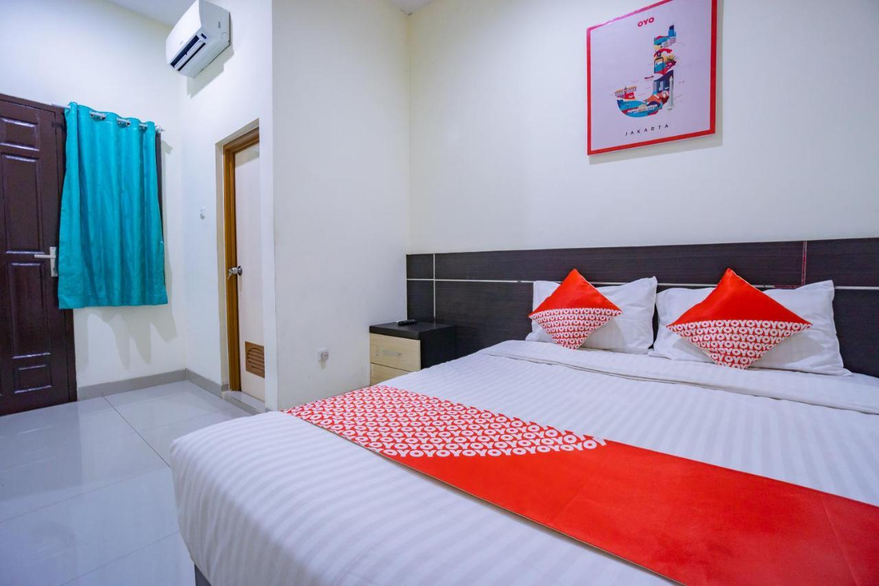 Oyo 2357 Syariah Grand Raudhah Hotel Jakarta Buitenkant foto