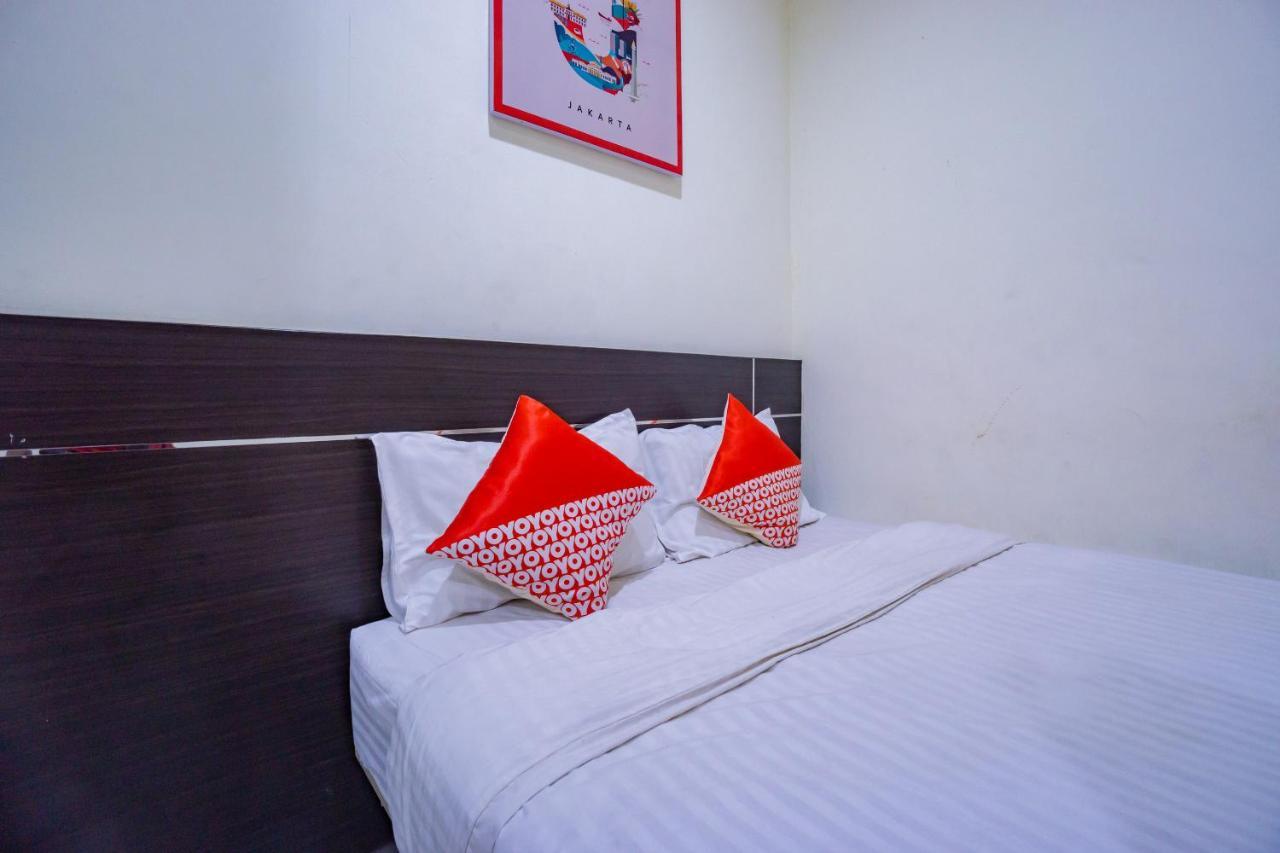 Oyo 2357 Syariah Grand Raudhah Hotel Jakarta Buitenkant foto