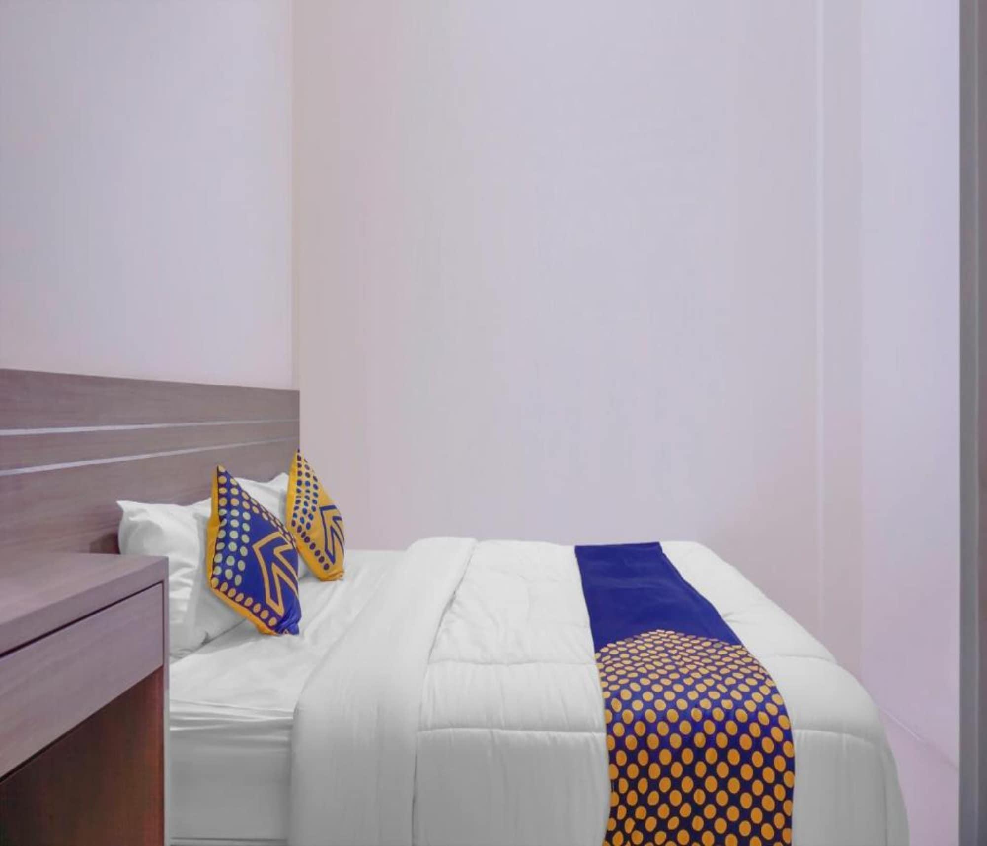 Oyo 2357 Syariah Grand Raudhah Hotel Jakarta Buitenkant foto