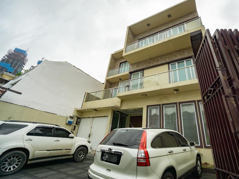Oyo 2357 Syariah Grand Raudhah Hotel Jakarta Buitenkant foto