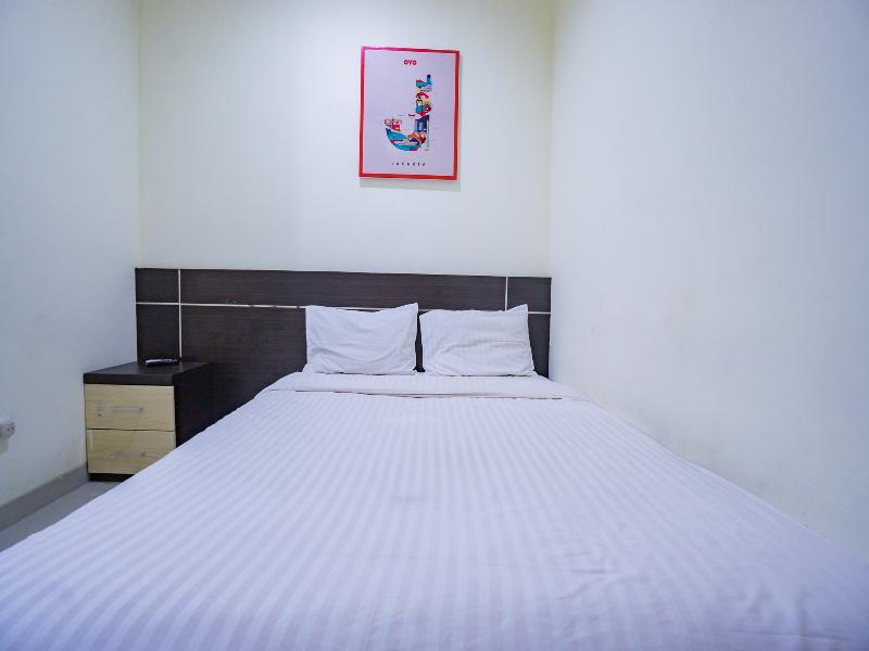 Oyo 2357 Syariah Grand Raudhah Hotel Jakarta Buitenkant foto